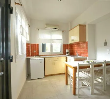 Christin Appartments Apartament Potos
